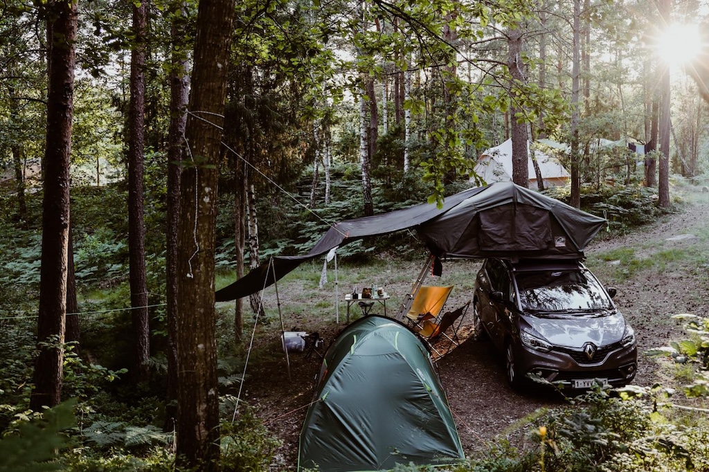 Daktent op auto