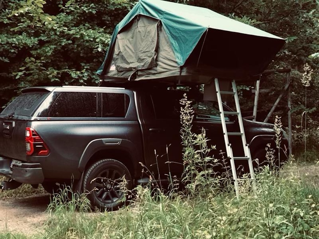 Daktent op auto