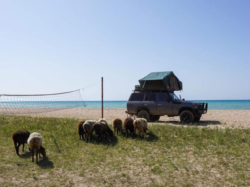 Daktent op het strand